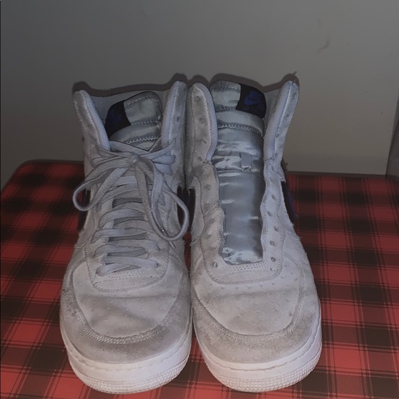 Nike Air Force 1 High '07 LV8 'Chenille Swoosh' - Picture 5 of 8